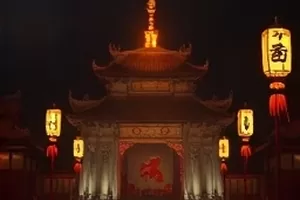 《旧钟表铺》齿轮与木质柜台